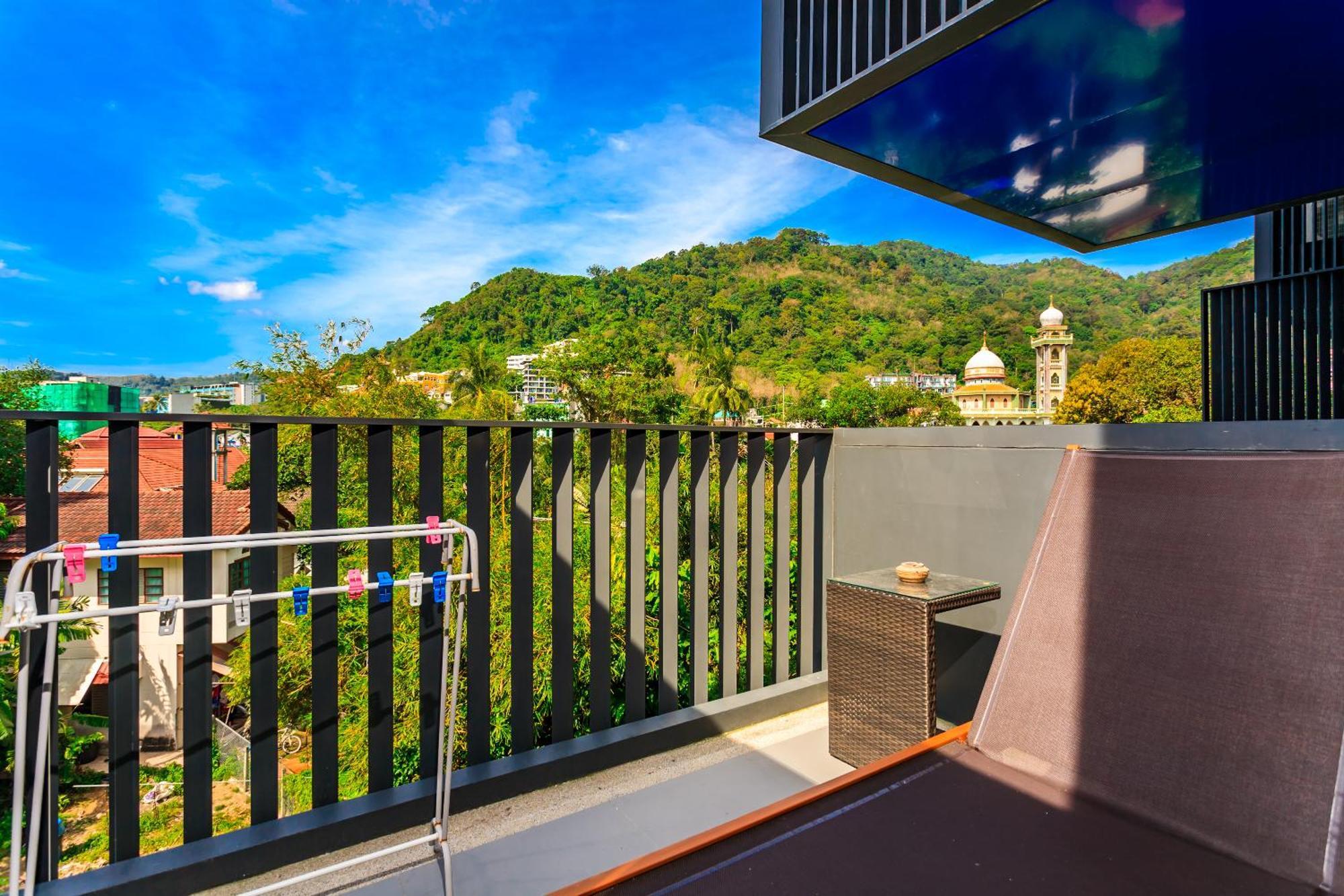 เดอะเดค คอนโด บายลอฟตี้ Patong ภายนอก รูปภาพ